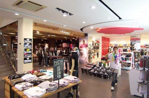 以纯官方网站专卖店：以纯品牌发展故事